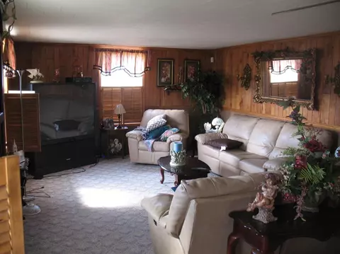 683 E Highway 30, Tyner, KY 40486 photo 9