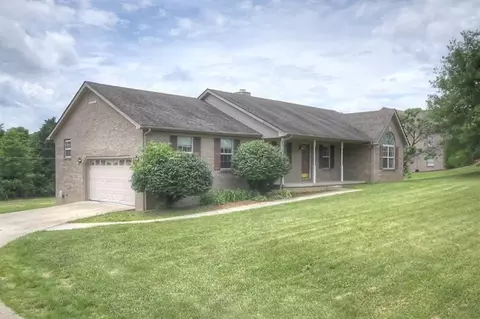 116 Tremont Dr, Berea, KY 40403 photo 2