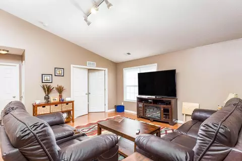 100 Dalton, Georgetown, KY 40324 photo 9