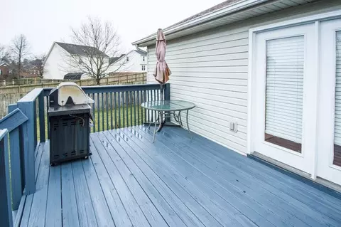 124 Montclair Ct, Georgetown, KY 40324 photo 2