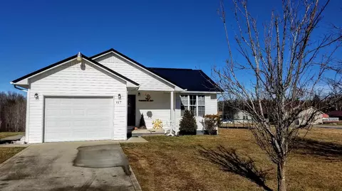 117 Cecilia Dr, Corbin, KY 40701 photo 2