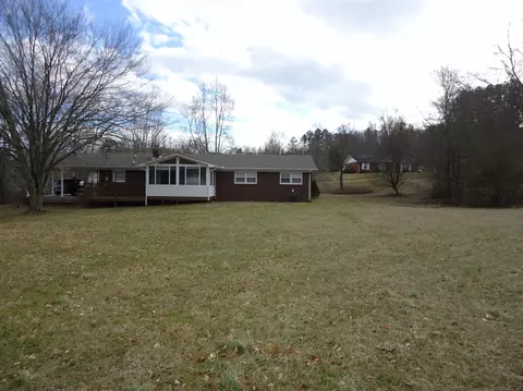 157 Denise Ln, Corbin, KY 40701 photo 9