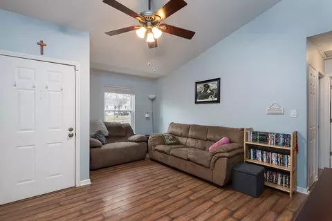 175 Williamsburg Ln, Georgetown, KY 40324 photo 2