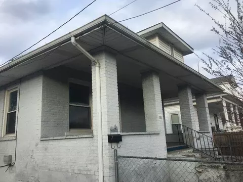 304 Exeter Ave, Middlesboro, KY 40965 photo 2