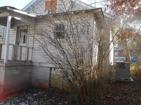 840 W 5th St, Corbin, KY 40701 photo 4