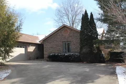512 Talbott Dr, Wilmore, KY 40390 photo 2