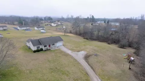 153 Wt Parker Rd, Corbin, KY 40701 photo 2