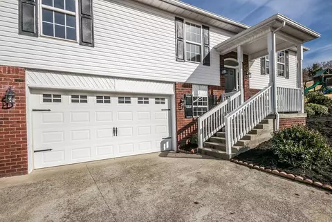 941 Misti Dr, Berea, KY 40403 photo 5