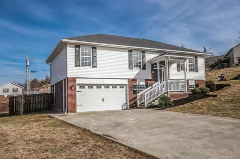 941 Misti Dr, Berea, KY 40403 photo 4