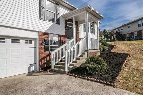 941 Misti Dr, Berea, KY 40403 photo 6
