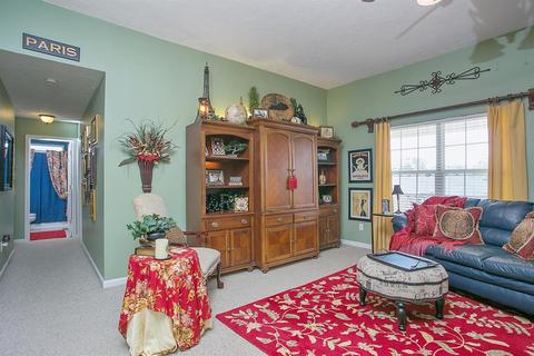 131 Prater Dr, Georgetown, KY 40324 photo 2