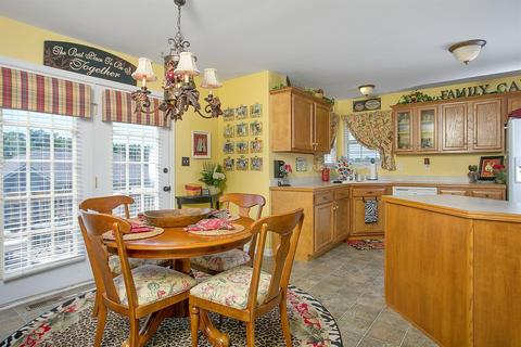 131 Prater Dr, Georgetown, KY 40324 photo 5