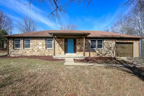 421 Oak Dr, Lancaster, KY 40444 photo 5
