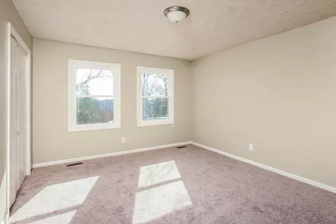 421 Oak Dr, Lancaster, KY 40444 photo 16
