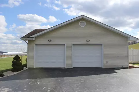150 Litton Rd, Morehead, KY 40351 photo 2
