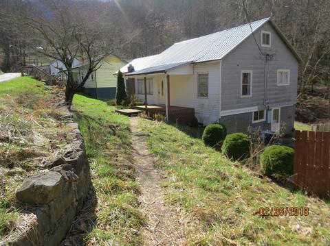301 Hemlock St, Benham, KY 40807 photo 17