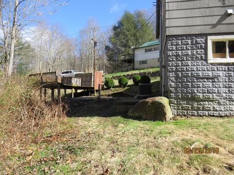 301 Hemlock St, Benham, KY 40807 photo 20