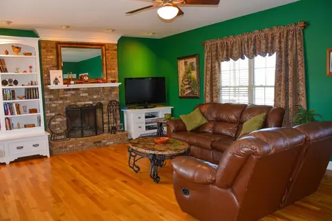 8077 Ecton Rd, Winchester, KY 40391 photo 12