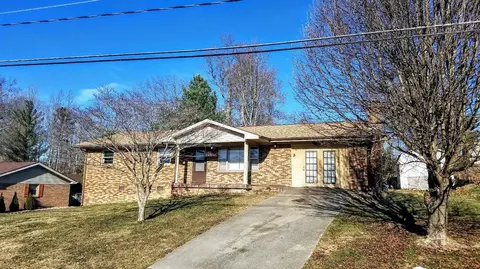 116 Oaklawn Cir, Corbin, KY 40701 photo 1