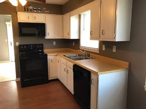 350 Sanderlin Dr, Corbin, KY 40701 photo 5