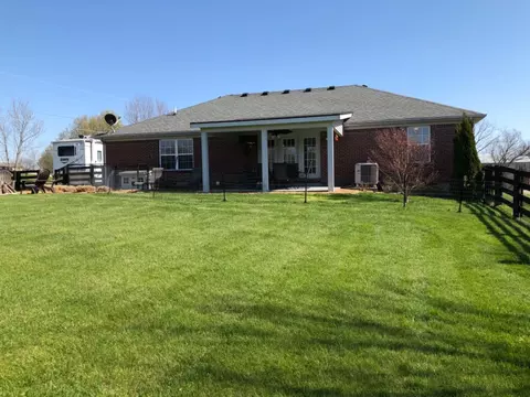 653 Cherry Trace Dr, Richmond, KY 40475 photo 7