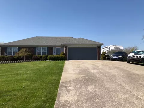 653 Cherry Trace Dr, Richmond, KY 40475 photo 4