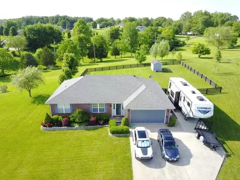 653 Cherry Trace Dr, Richmond, KY 40475 photo 1