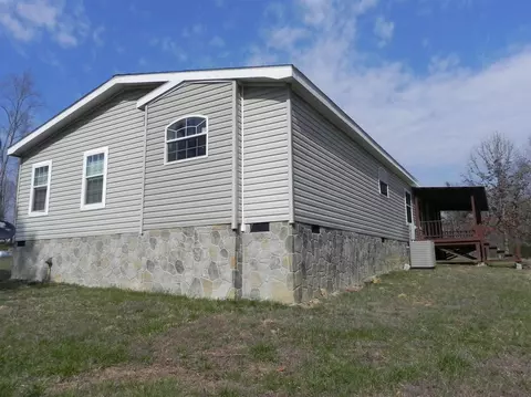 393 Joe Young Rd, Corbin, KY 40701 photo 2