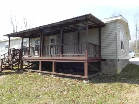 393 Joe Young Rd, Corbin, KY 40701 photo 3