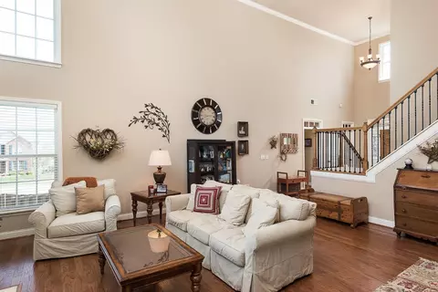 105 Limestone Ln, Georgetown, KY 40324 photo 4