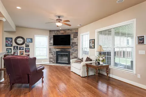 105 Limestone Ln, Georgetown, KY 40324 photo 9