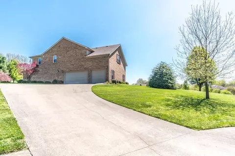 142 Brookview Dr, Richmond, KY 40475 photo 2