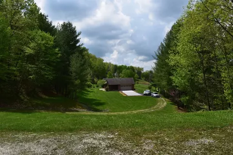 864 Fraley Dr, Morehead, KY 40351 photo 3
