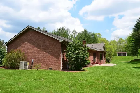 864 Fraley Dr, Morehead, KY 40351 photo 5