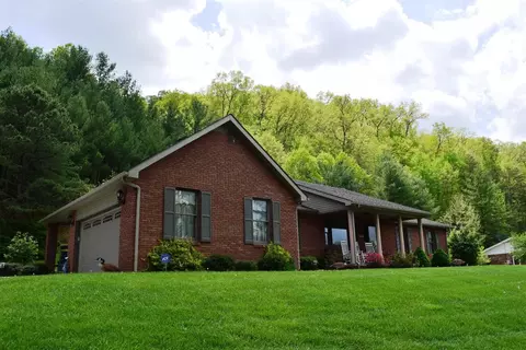 864 Fraley Dr, Morehead, KY 40351 photo 2