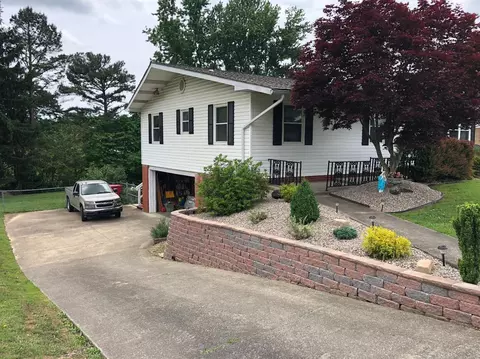 43 Emerald Ln, Corbin, KY 40701 photo 3