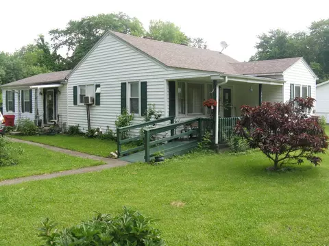 108 Phillips St, Berea, KY 40403 photo 17