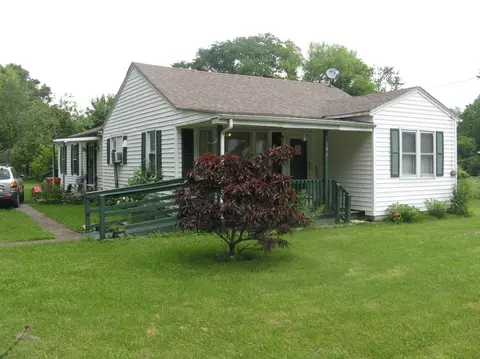 108 Phillips St, Berea, KY 40403 photo 1