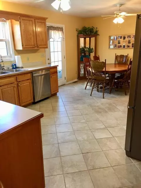 124 Fields St, Lancaster, KY 40444 photo 8