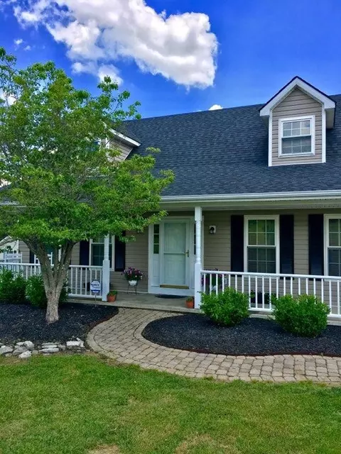 124 Fields St, Lancaster, KY 40444 photo 3