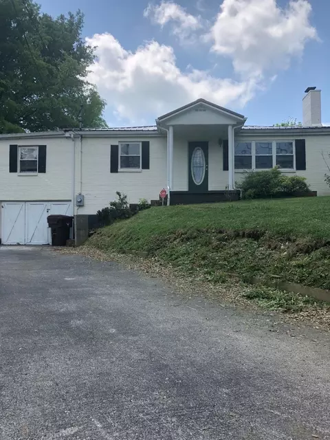 514 E Broadway, Winchester, KY 40391 photo 1