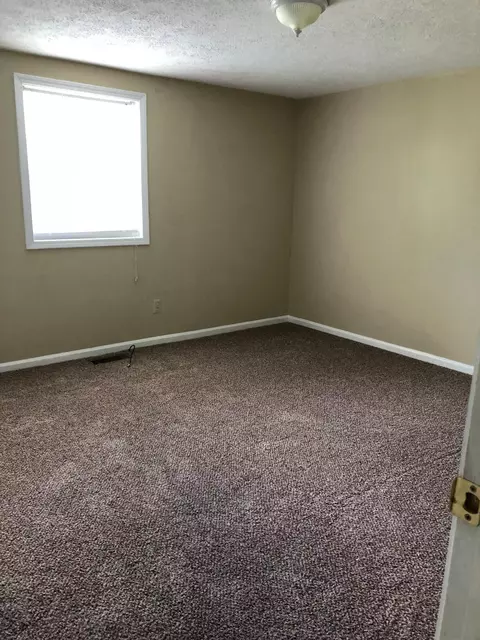 514 E Broadway, Winchester, KY 40391 photo 13