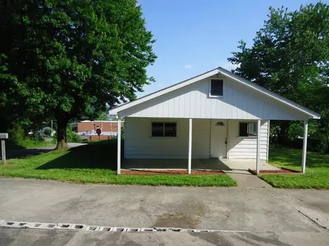 300 16th St, Corbin, KY 40701 photo 3