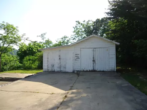 300 16th St, Corbin, KY 40701 photo 5