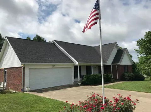 186 Apache Dr, Science Hill, KY 42553 photo 1