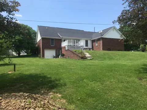 186 Apache Dr, Science Hill, KY 42553 photo 2
