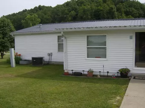 80 Hazel Tree Ln, Morehead, KY 40351 photo 2