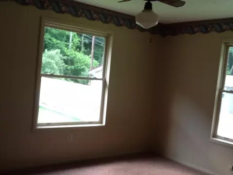 1028 Highway 2005, Pathfork, KY 40863 photo 24