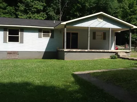 1028 Highway 2005, Pathfork, KY 40863 photo 6
