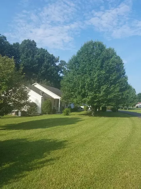 150 Cloverfield Dr, Corbin, KY 40701 photo 4